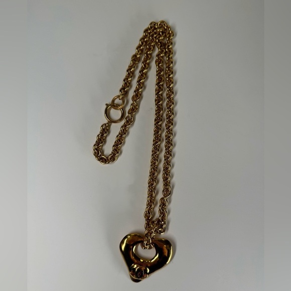 Vintage Super Rare Chanel Coco Mark Heart Necklace - Picture 9 of 10